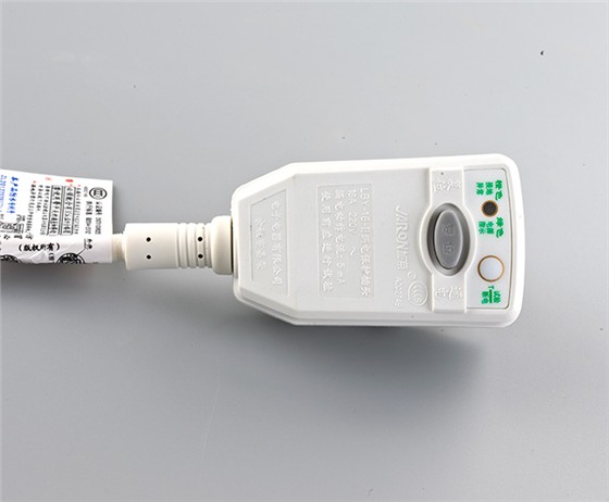 嘉榮電子服務(wù)非常專業(yè)，而且很周到