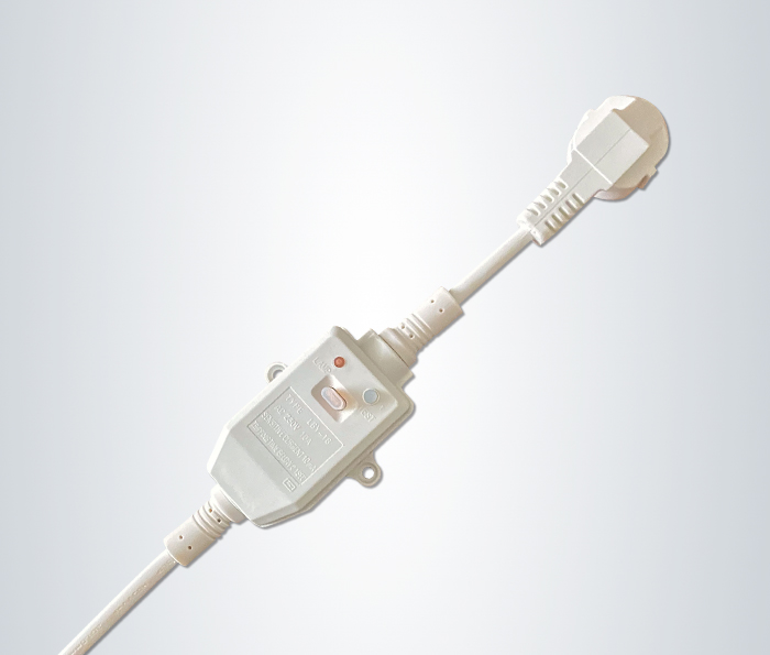 LBY-16   歐式漏電保護(hù)插頭